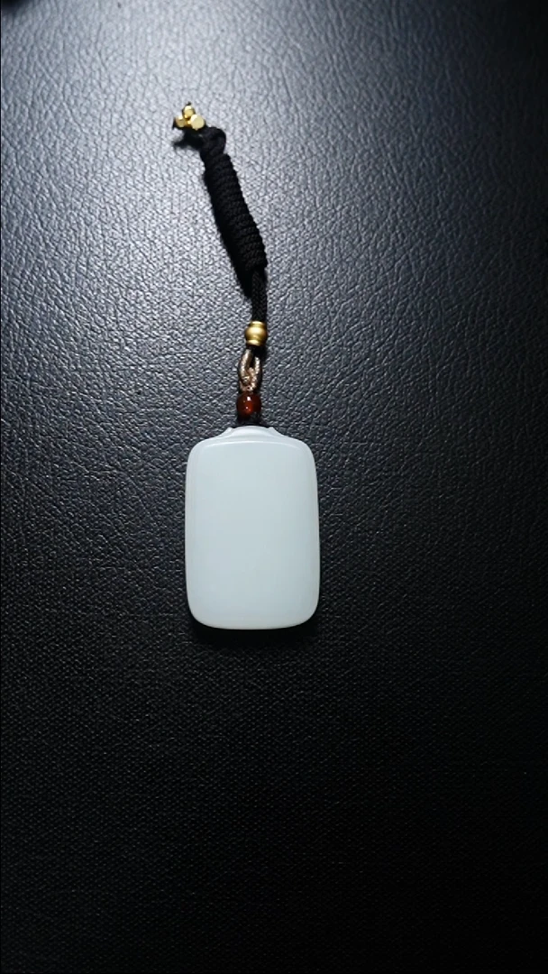 【闪购商品】和田玉颈饰未镶嵌无事牌