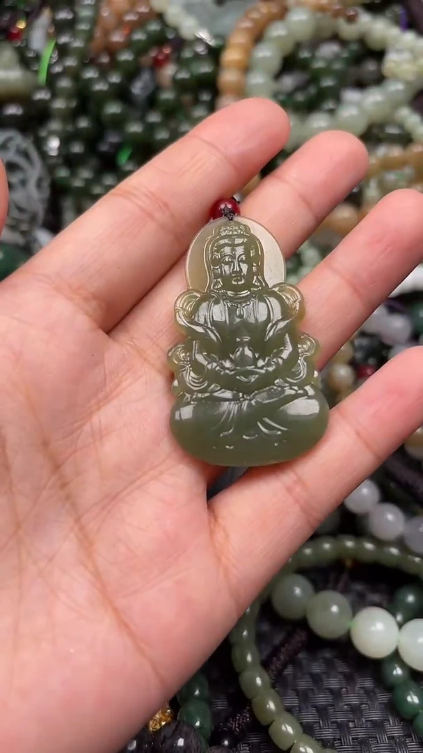 颈饰未镶嵌和田玉1