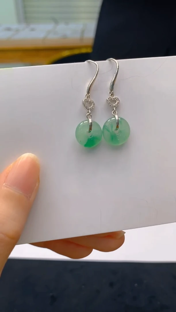 【闪购商品】石英质玉耳坠未镶嵌冰美人非洲翠073