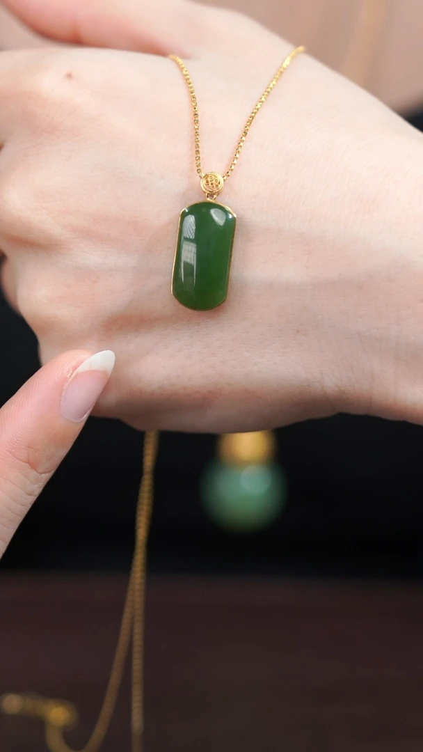 【闪购商品】和田玉吊坠（不含链）18K金镶嵌G99 不含链