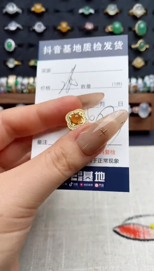 银S925镶嵌翡翠耳饰.