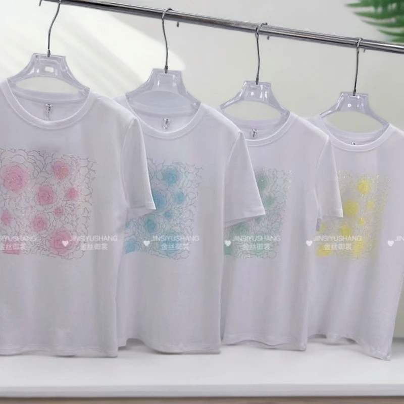 宽松花朵烫钻短T