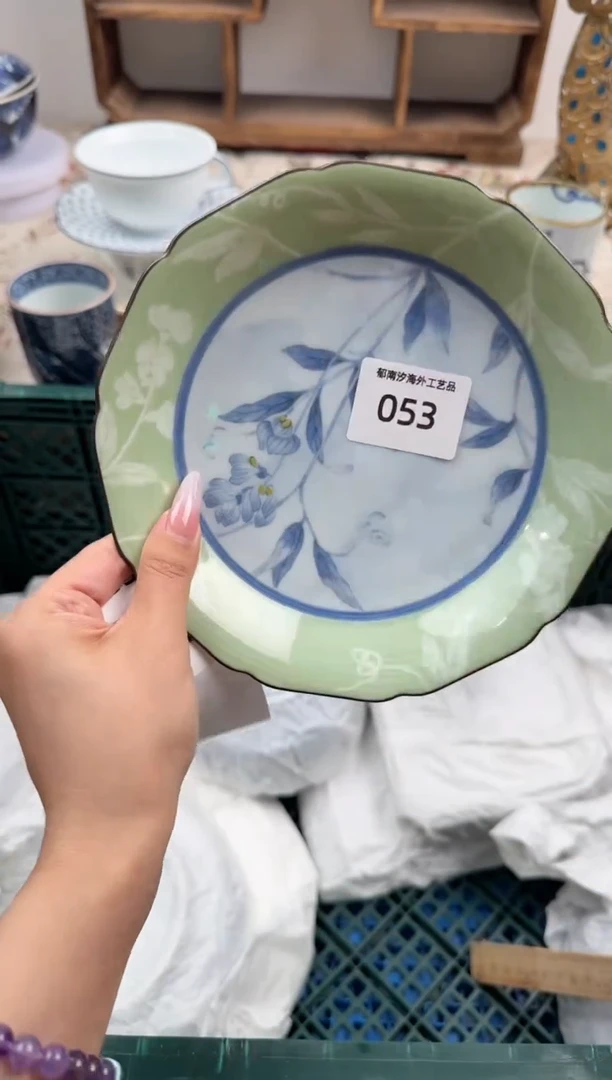 瓷片?*?A       053