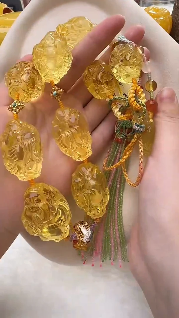 琥珀颈饰未镶嵌项链