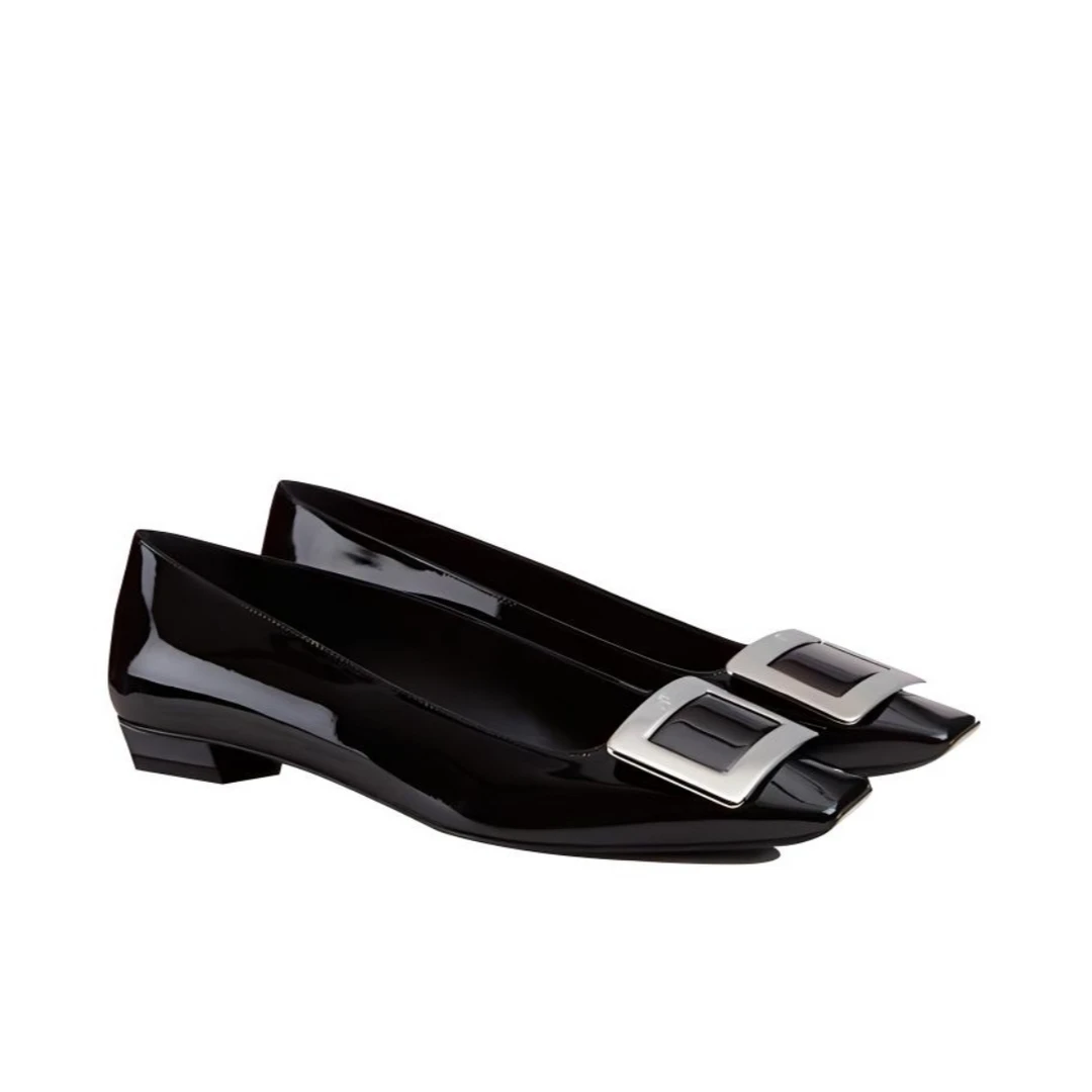 未使用 Roger Vivier/罗杰·维威耶 经典百搭漆皮平底单鞋 40码黑