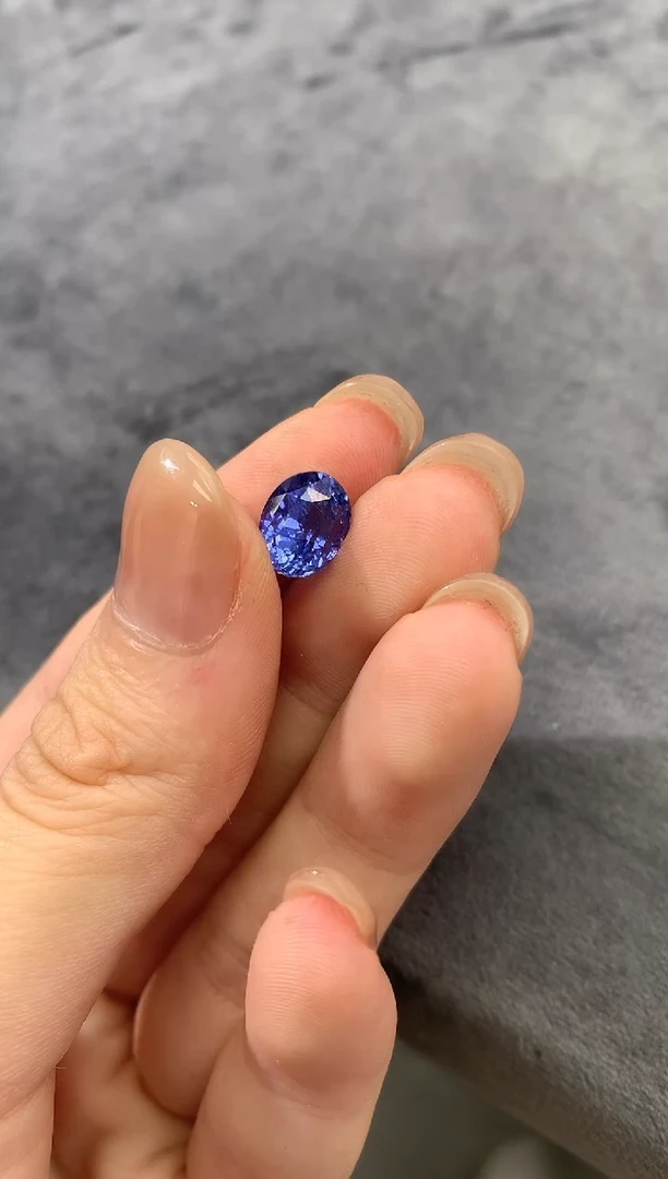 裸石蓝宝石4.05ct 无烧矢车菊