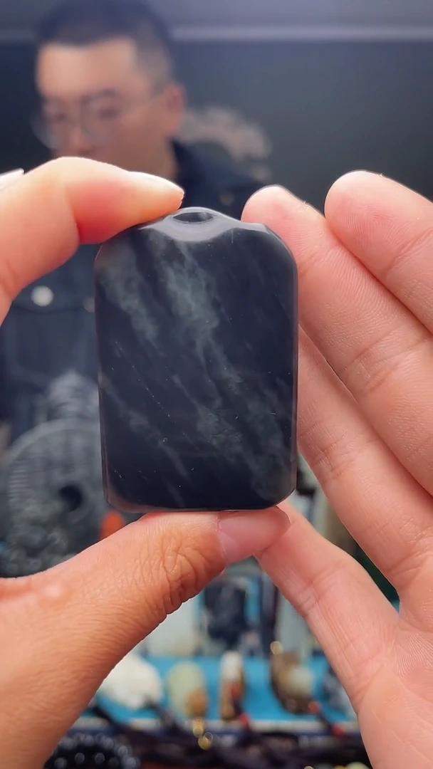 未镶嵌和田玉挂件1