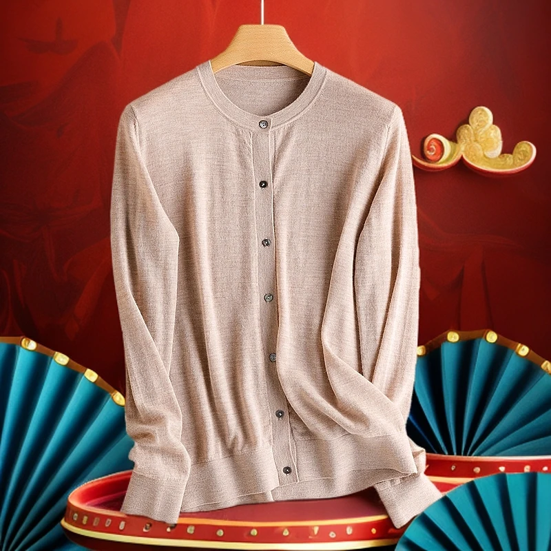 九九羊绒女士80支超精纺100%小山羊绒圆领开衫外套系扣高端贝壳扣