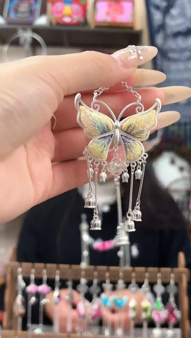 织绣民族风非遗老绣苗银饰品613