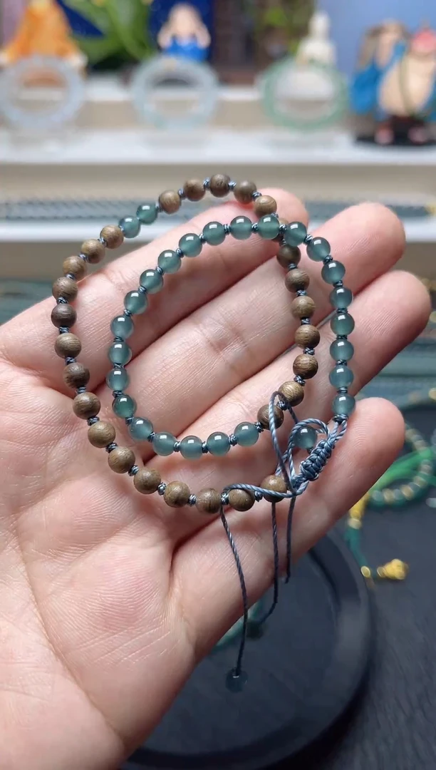 未镶嵌手串翡翠天然危地马拉翡翠手串卡5左右配沉香珠