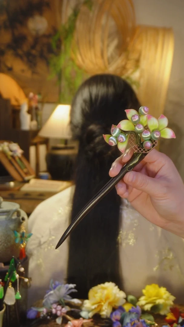木非遗绒花醉青梅