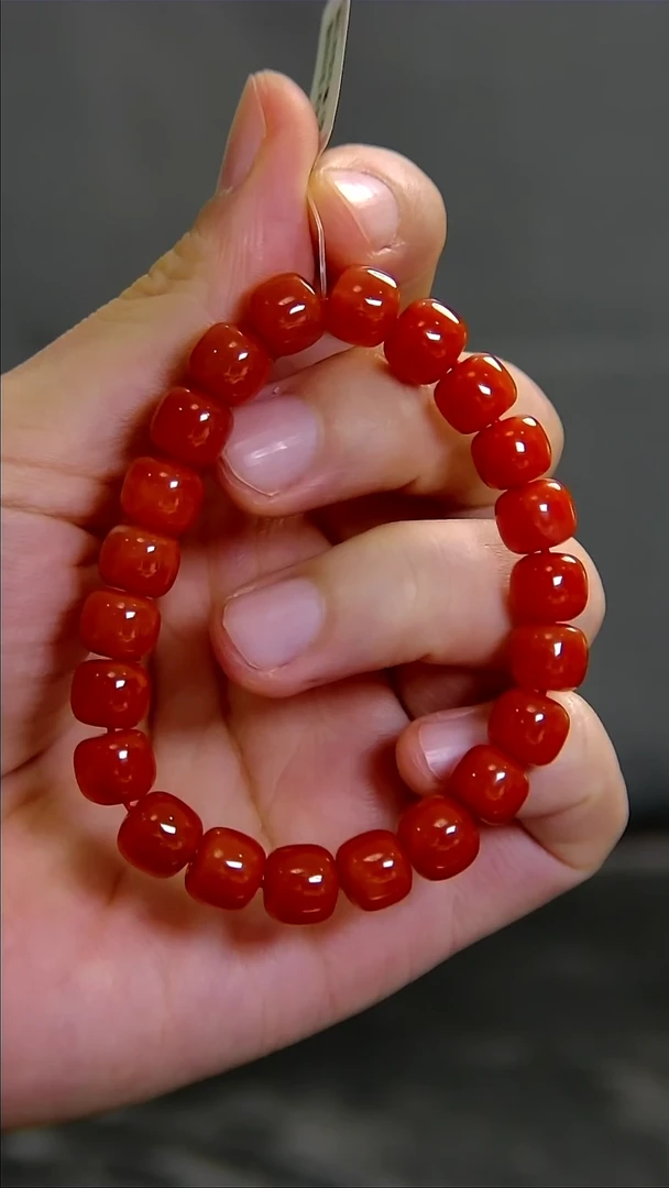南红玛瑙手串未镶嵌043ZB0510产品一个