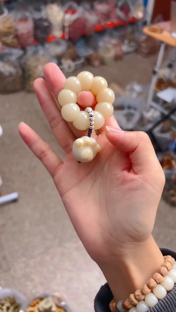 吊坠菩提根/象牙果荔枝栋手捻   猫爪