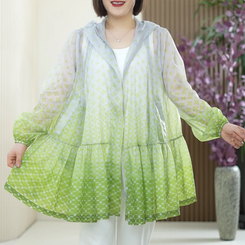 裙摆型轻薄防晒衣渐变色晕染大码女小众皮肤衣户外夏季连帽外套
