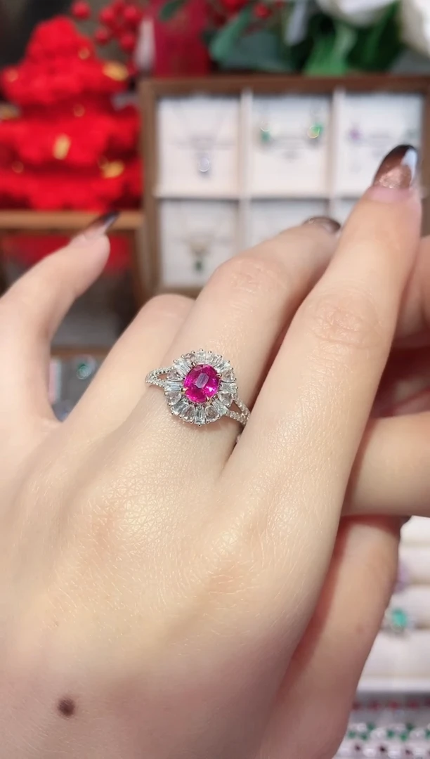 18K金镶嵌戒指红宝石1.05ct/天然宝石/七天无理由