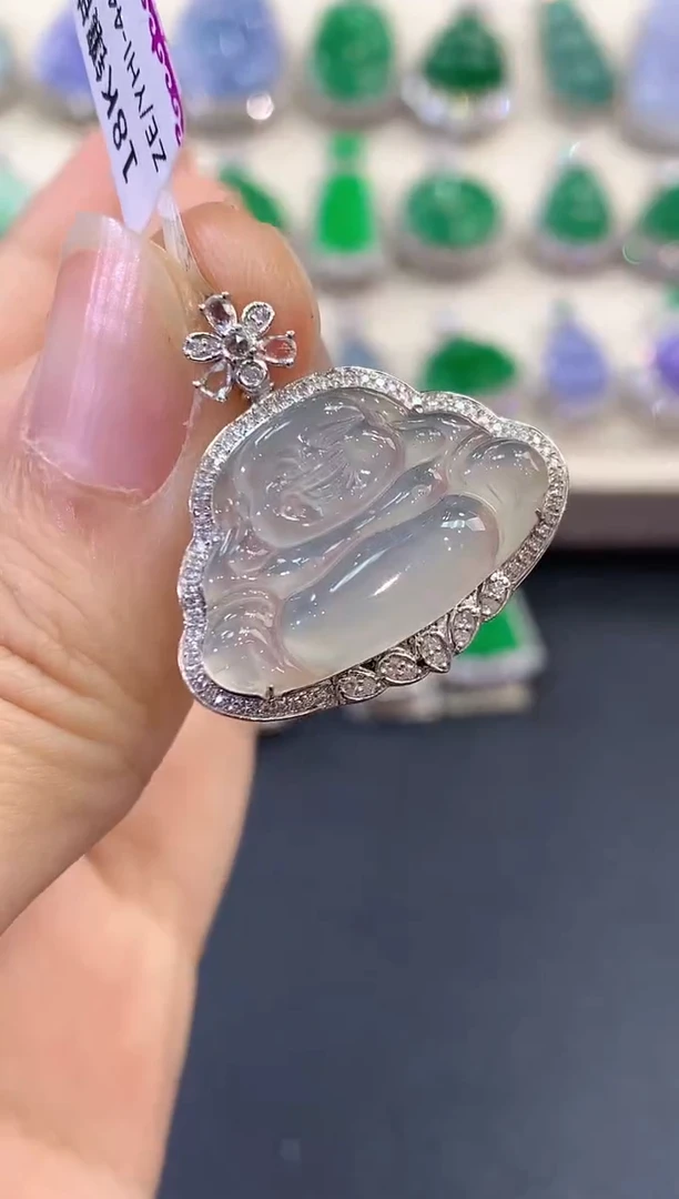 【闪购商品】翡翠吊坠(不含链)18K金镶嵌 C72