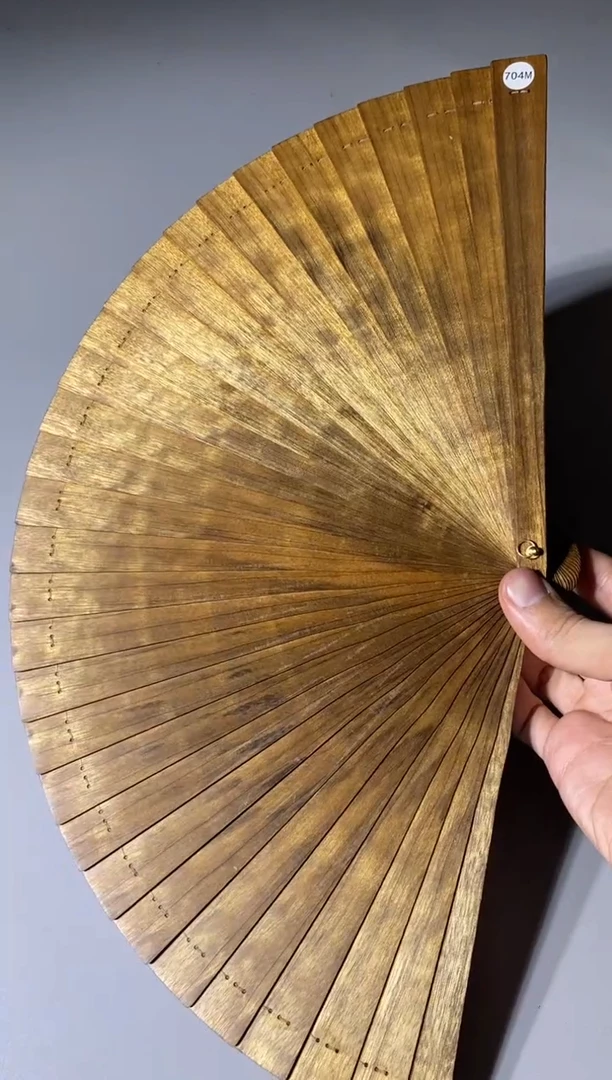 【闪购商品】金丝楠704号21cm精品金丝楠木扇子
