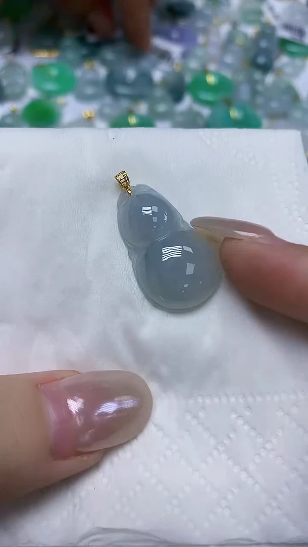 翡翠18K金镶嵌颈饰天然缅甸翡翠A货