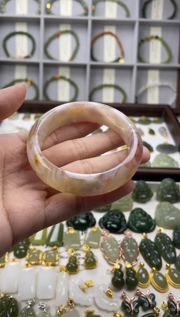 手镯玛瑙/玉髓未镶嵌手镯 玛瑙/玉髓 未镶嵌