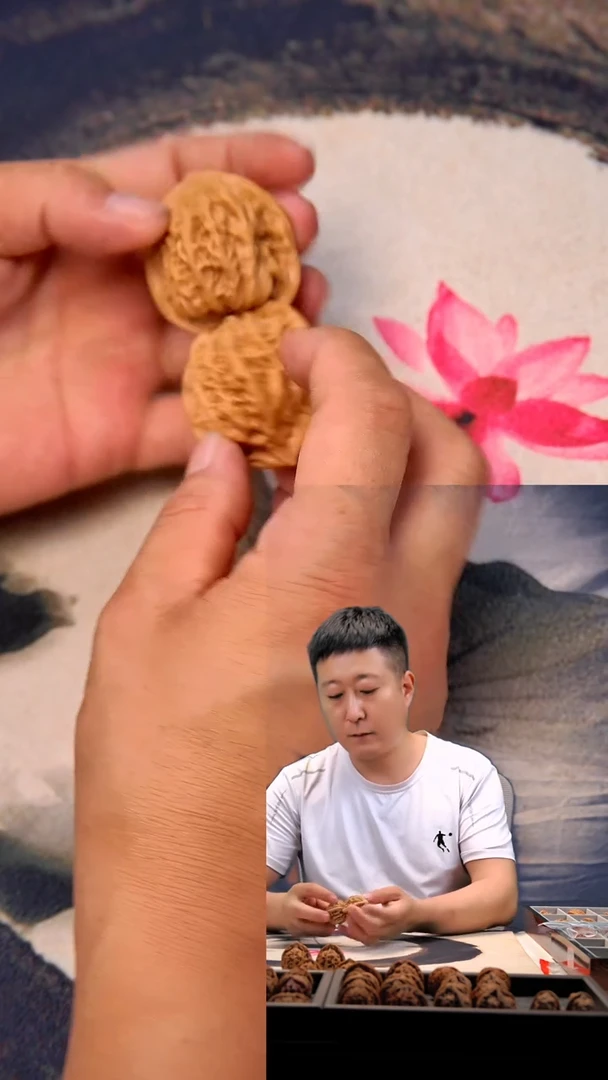 文玩核桃吊坠0488十八鸡