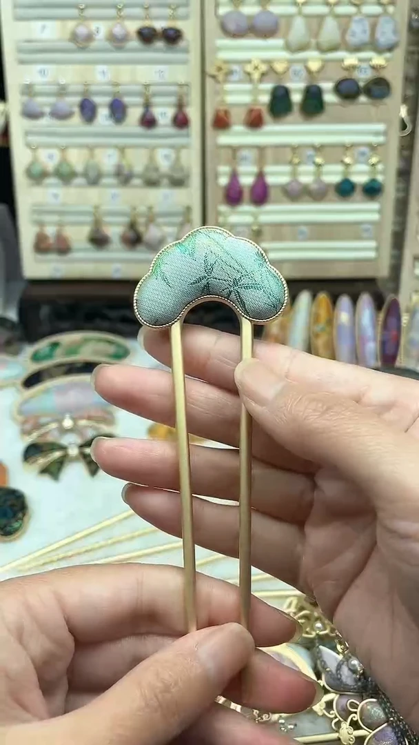 铁合金皮质非遗宋锦 匠心闪购