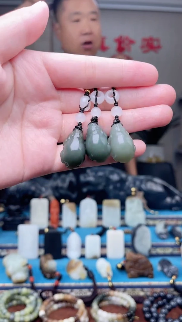 和田玉未镶嵌挂件1多样性发 拍一发一