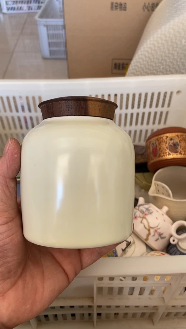 杯无运费险有瑕疵的摄影的产品有使用过的痕迹有点脏介意勿拍