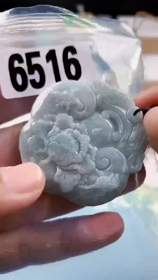 【闪购商品】翡翠挂件未镶嵌天然翡翠吊坠挂件