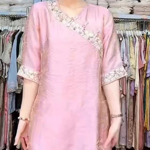 D25076时尚国风刺绣琉璃花纹斜襟盘扣半袖女上衣