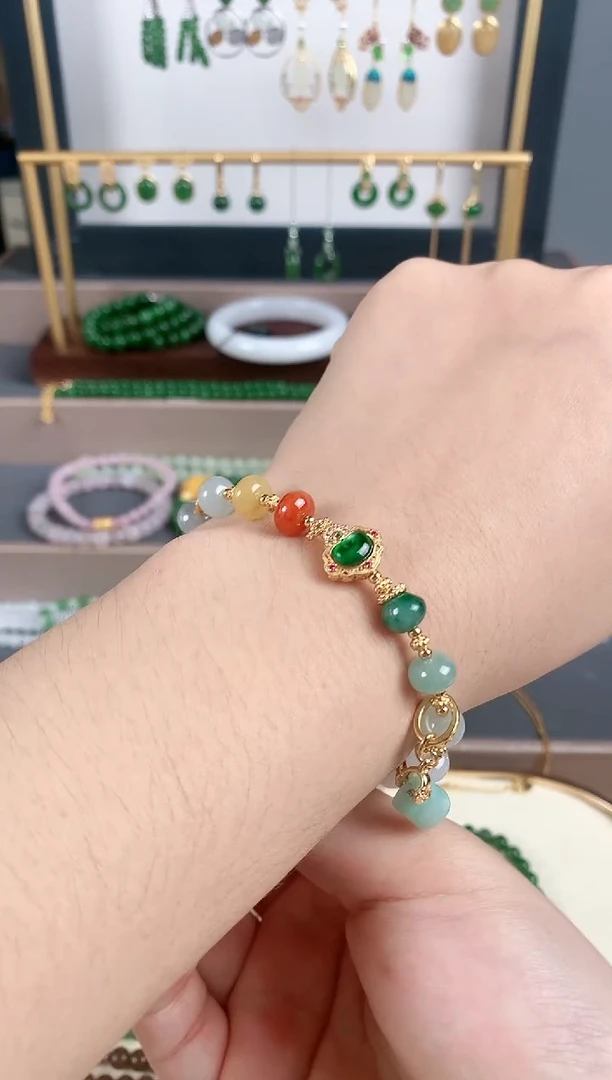 未镶嵌手链翡翠1