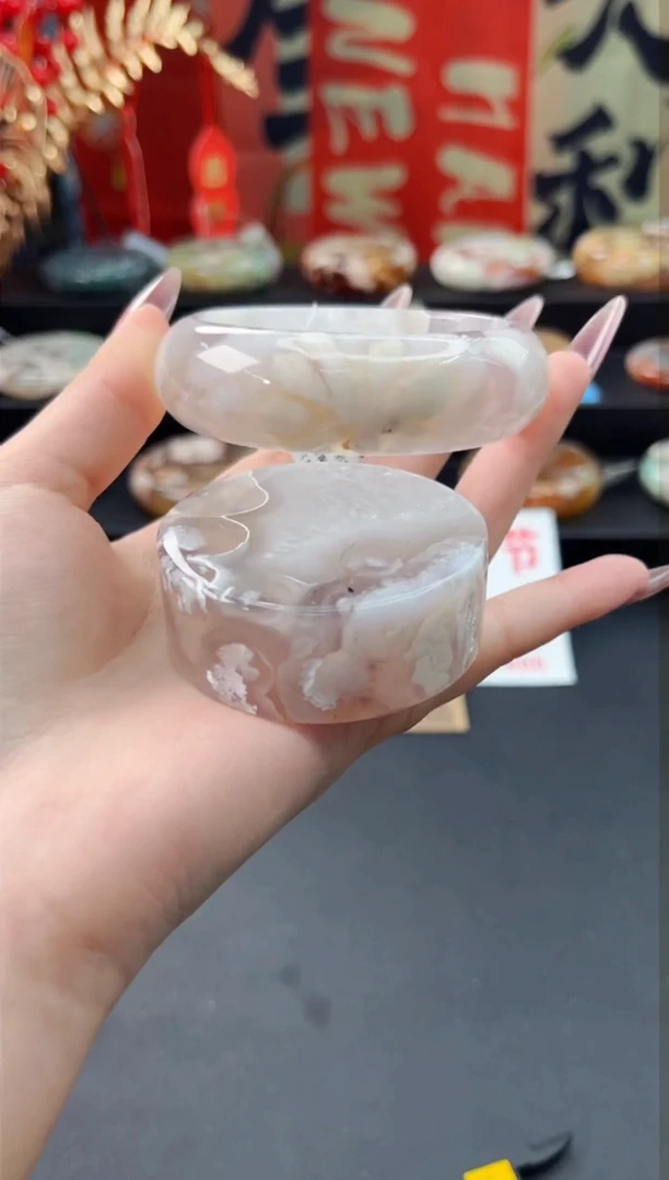 【闪购商品】石英质玉手镯未镶嵌赠送镯心（58圈口）