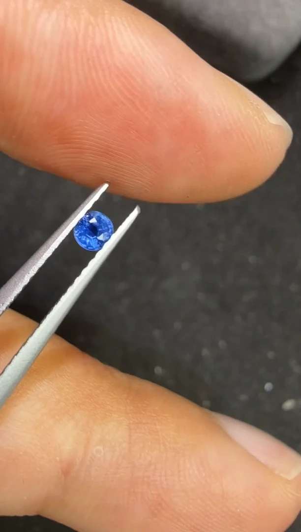 未镶嵌定制定制蓝宝石天然0.18克拉无烧