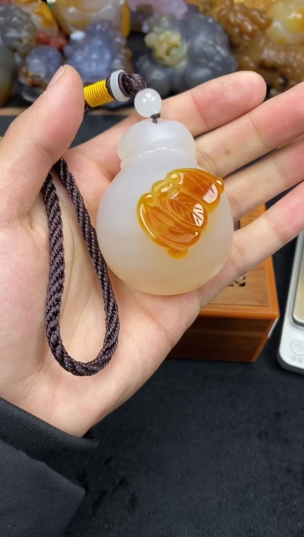 未镶嵌玛瑙/玉髓珠宝奇石用****50