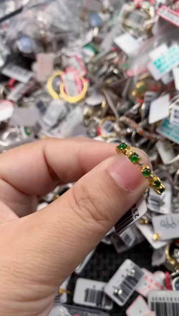 银S925镶嵌戒指翡翠666    5