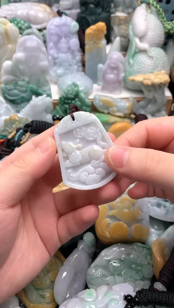 吊坠(不含链)未镶嵌翡翠1