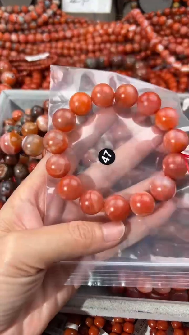 南红玛瑙手串未镶嵌14+