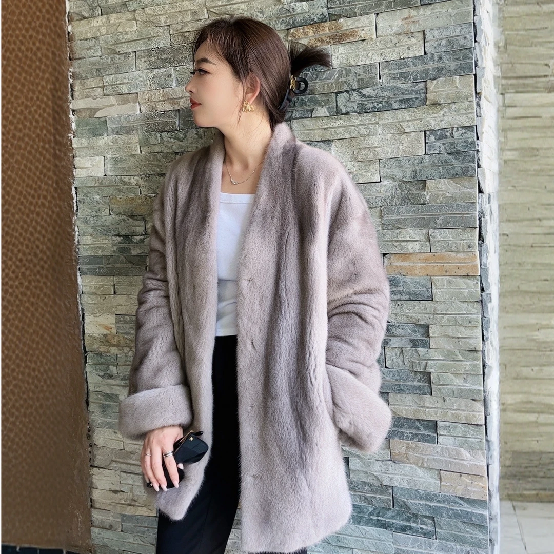 【貂小貂】V领挽袖中长款进口短二女士水貂外套冬