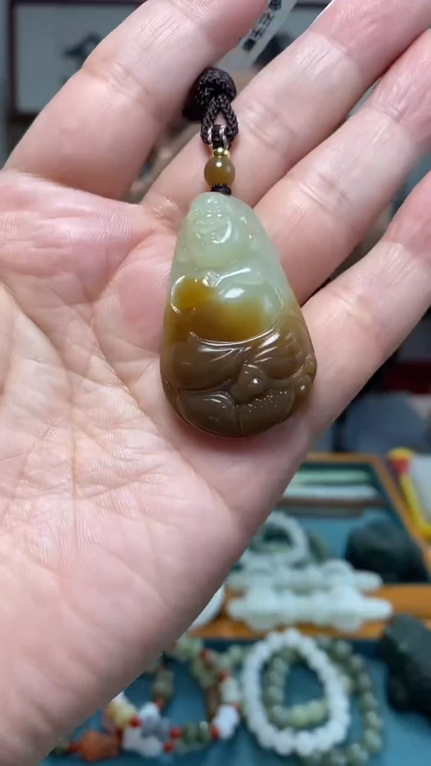 颈饰未镶嵌和田玉45