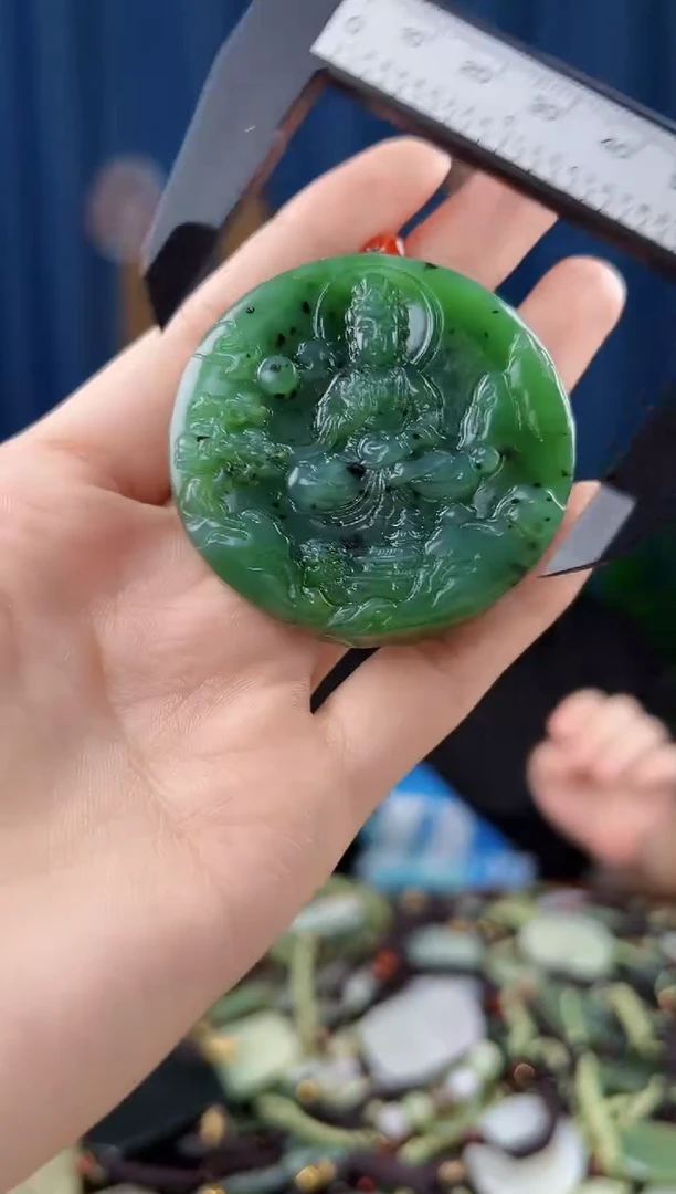 未镶嵌和田玉挂件拍一发一，