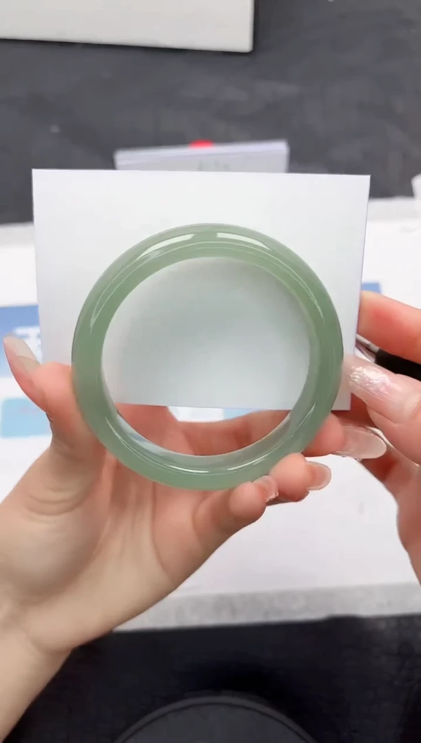 【闪购商品】石英质玉手镯未镶嵌N123-57.3