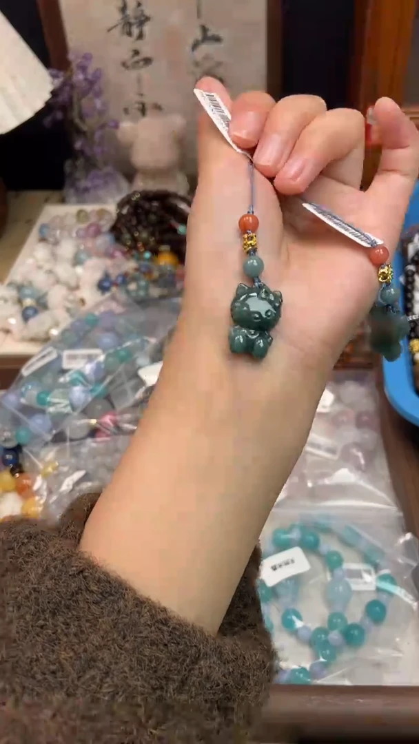 未镶嵌翡翠挂件341微瑕