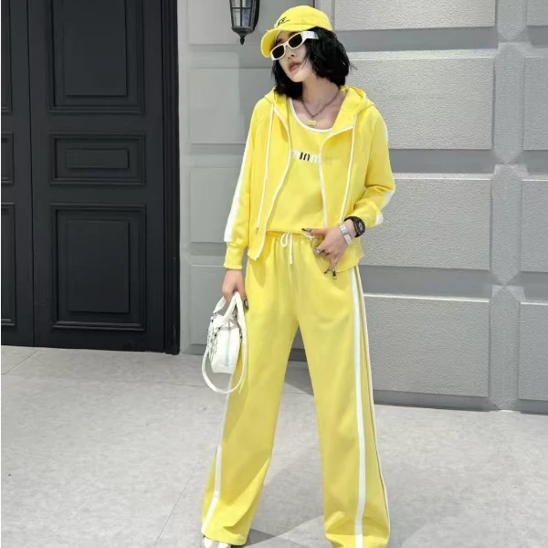 春季原创欧货高级感洋气女生百搭高档女装休闲运动连帽三件套装