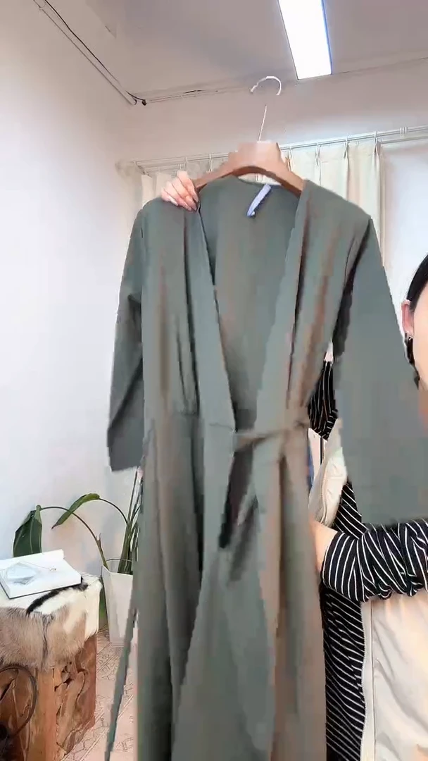 20251105 衣服衣服