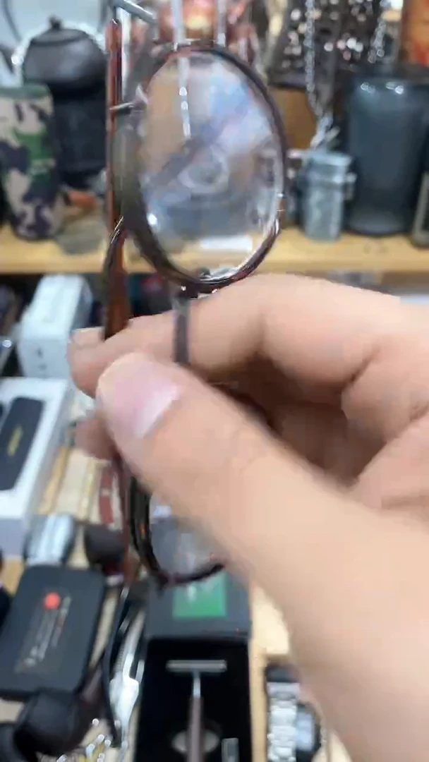瓷片闪购商品  如图所示