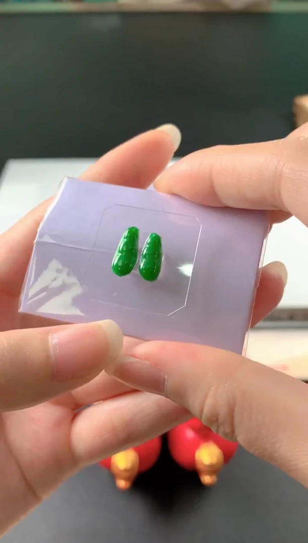 未镶嵌定制翡翠裸玉（客户意向镶嵌）