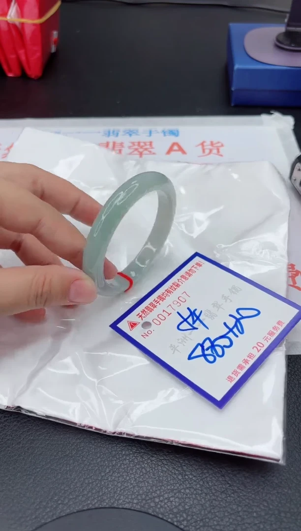 翡翠手镯未镶嵌1111111111