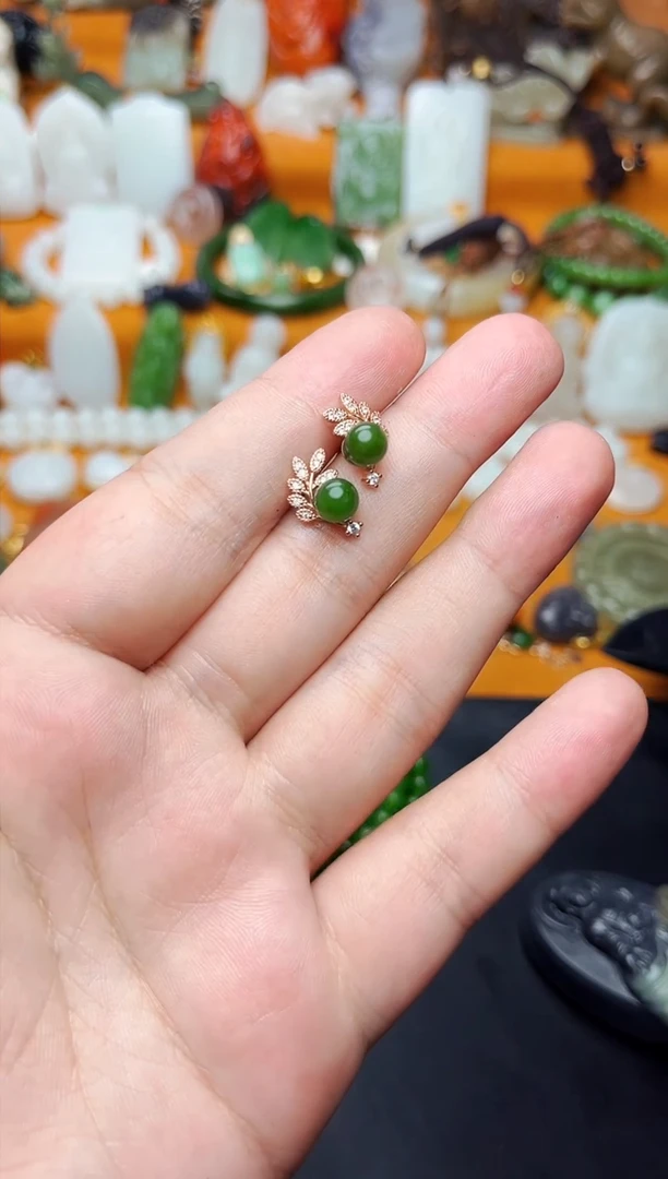 【闪购商品】和田玉耳饰银S925镶嵌金枝玉叶01