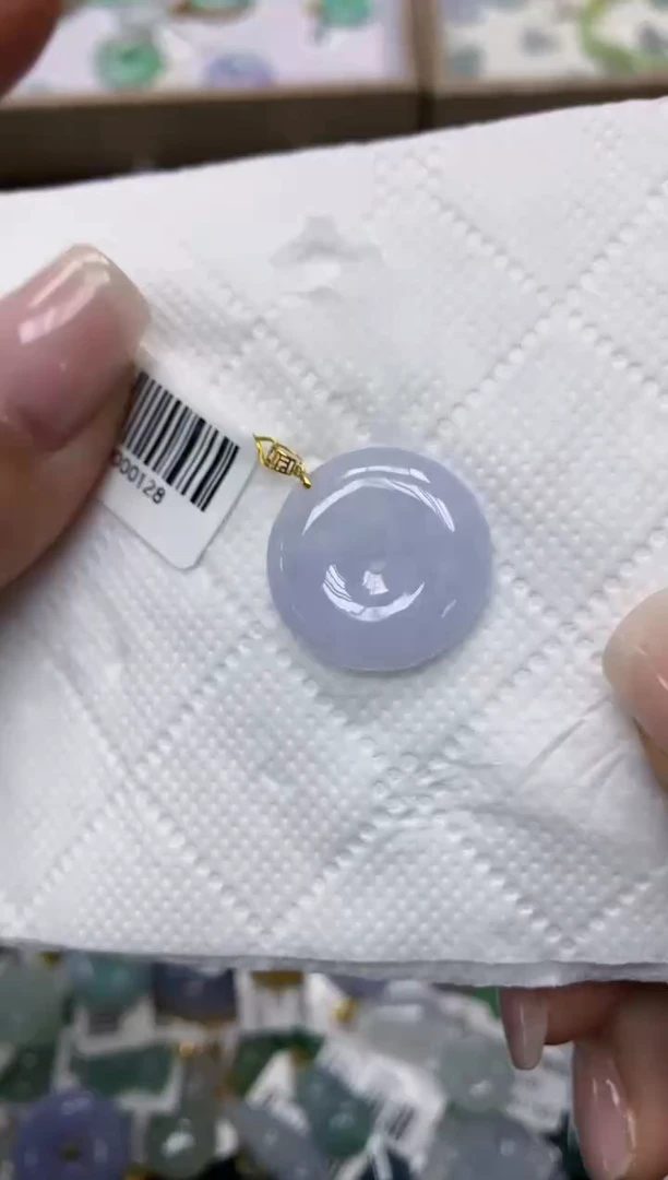 颈饰18K金镶嵌翡翠1111111111