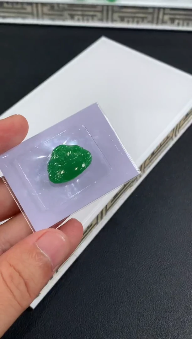 未镶嵌定制翡翠翡翠