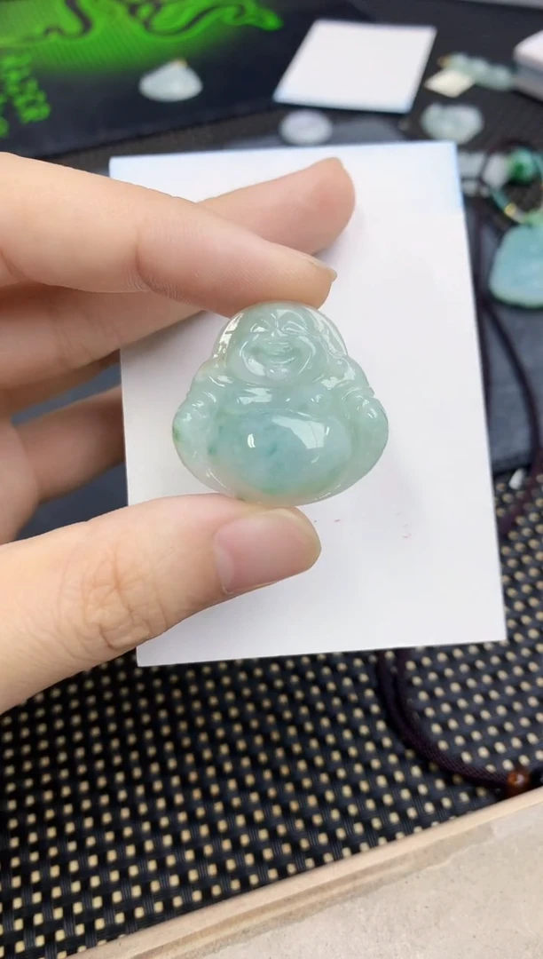 翡翠未镶嵌颈饰天然缅甸A货翡翠